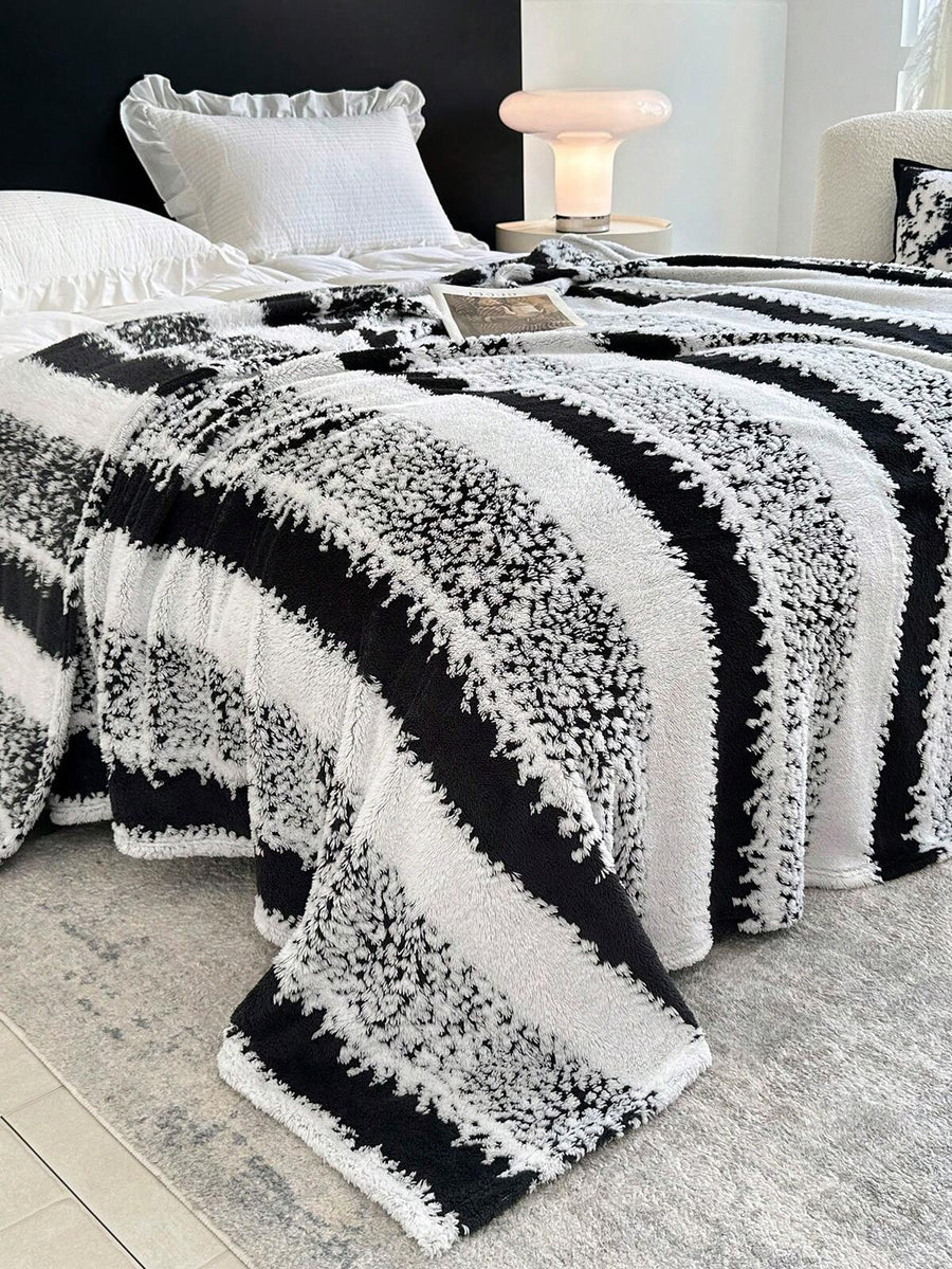 1pc Taffeta Striped Pattern Blanket, Warm, Soft And Comfortable Throw Blanket For Home Decor, Suitable For Bed, Sofa, Office, Room, Dorm, Machine Washable, Suitable For Spring, Summer And Autumn